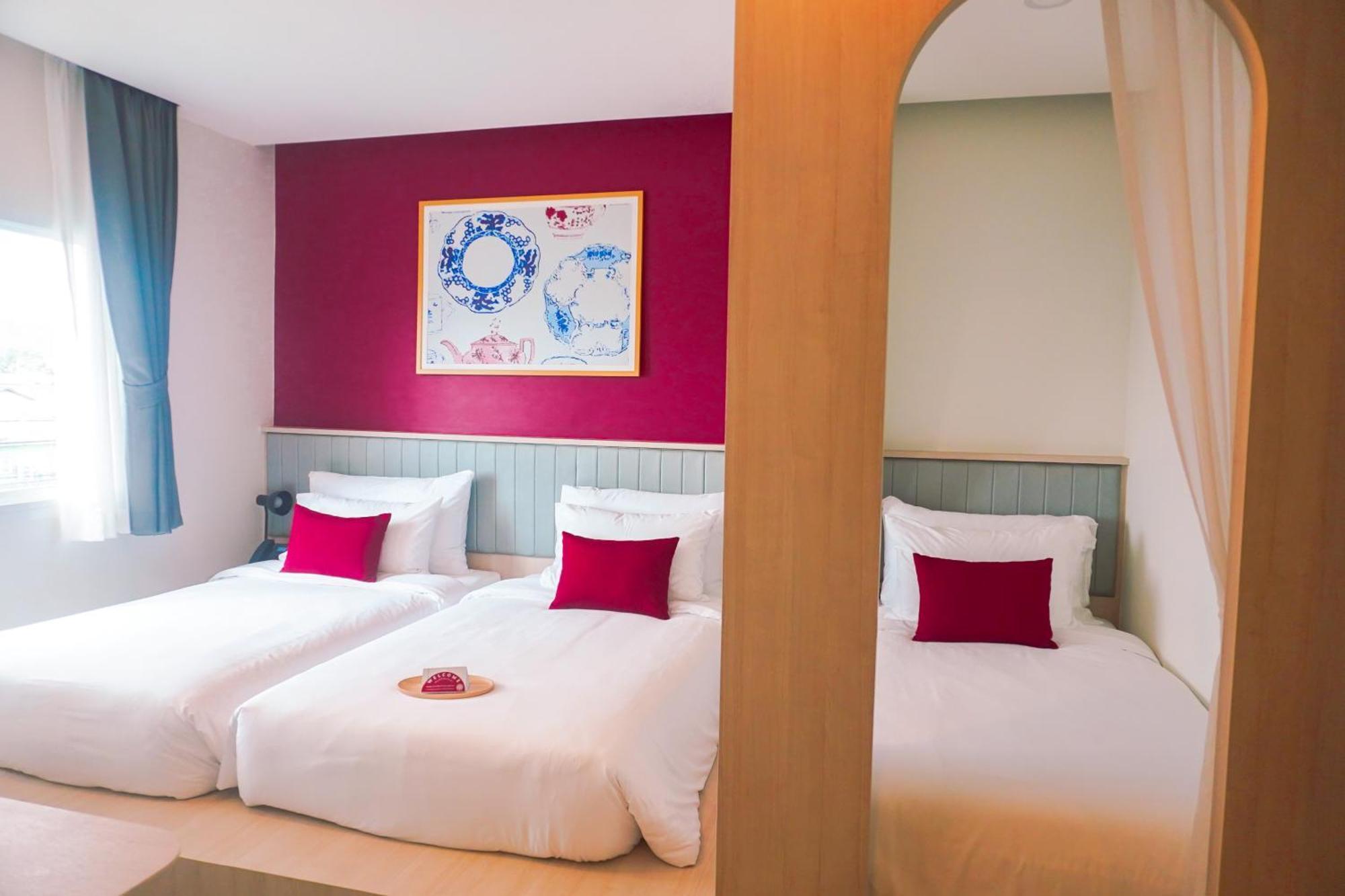 Hotel Midtown Ratsada Phuket Bagian luar foto