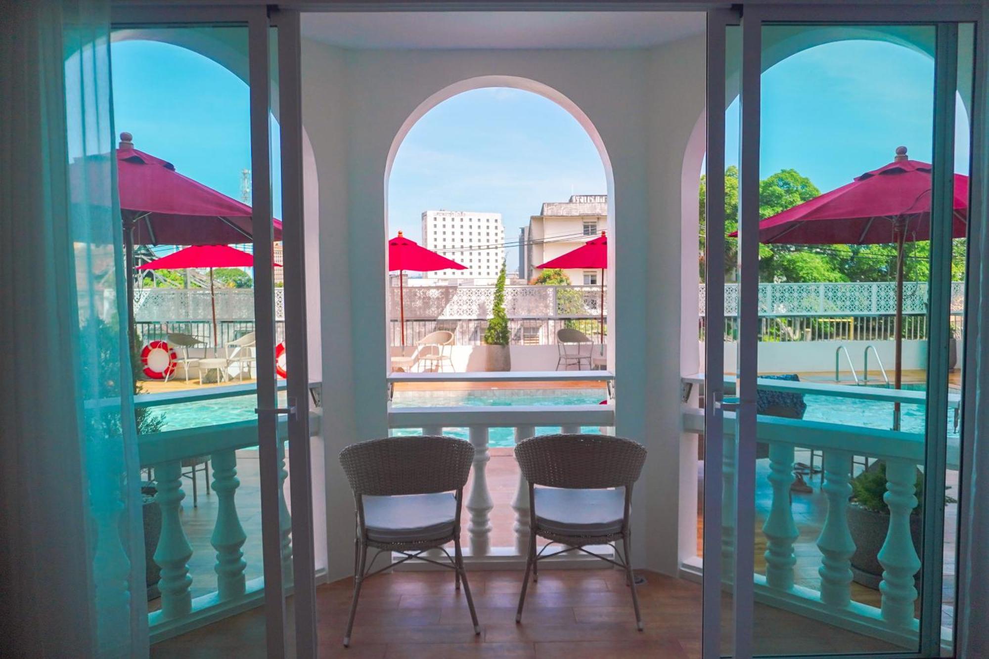 Hotel Midtown Ratsada Phuket Bagian luar foto