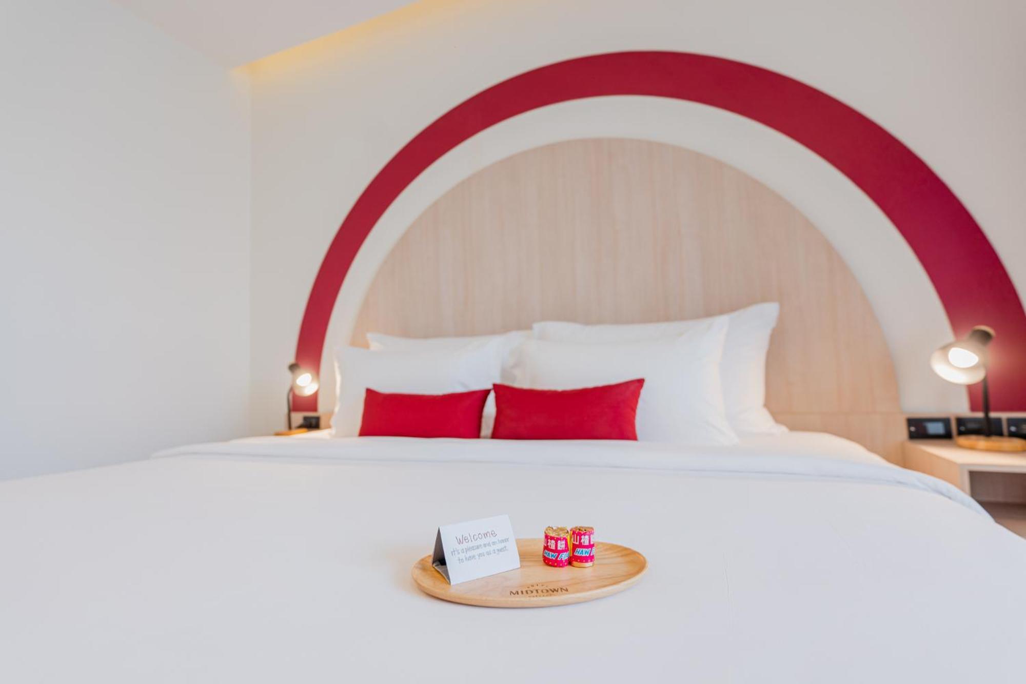 Hotel Midtown Ratsada Phuket Bagian luar foto