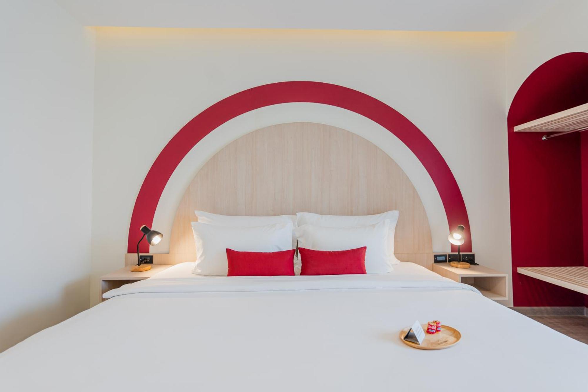 Hotel Midtown Ratsada Phuket Bagian luar foto
